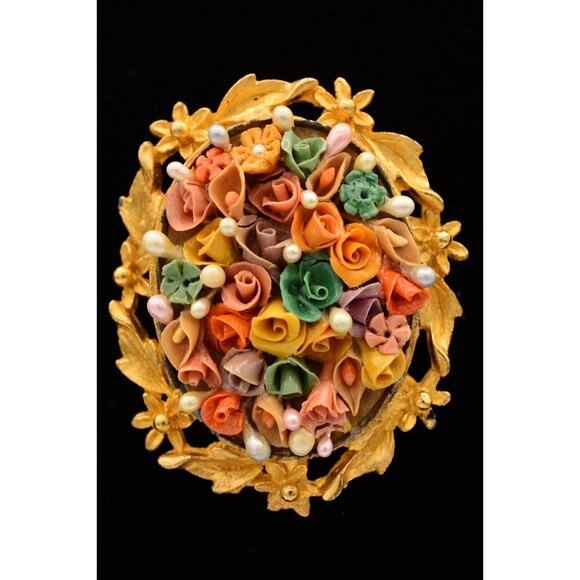 Vintage Oval Flower Pin Brooch Brushed Gold 3D Textured Petals Antique 60s BinB